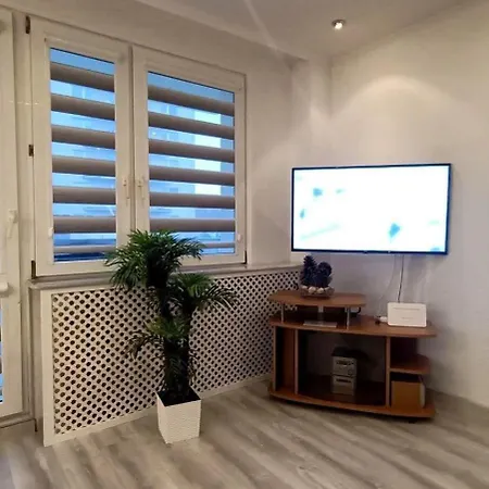 Apartment In Nowe Mit Garten